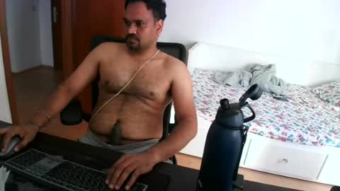 Sam online show from 06-26-26, 04:55