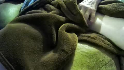 Snapshot of pleezsukit chatting on 02-28-25, 01:47 pleezsukit online show from 02-28-25, 01:47