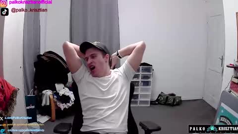 Snapshot of plkrisztian chatting on 01-16-26, 08:35 plkrisztian online show from 01-16-26, 08:35