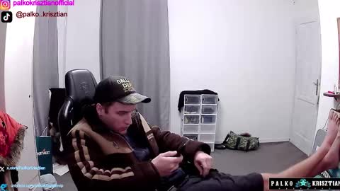 Snapshot of plkrisztian chatting on 01-18-26, 08:12 plkrisztian online show from 01-18-26, 08:12