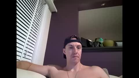 Snapshot of ploki2000 chatting on 12-15-24, 04:48 Kevin online show from 12-15-24, 04:48