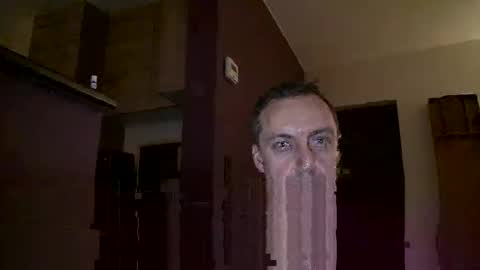 Snapshot of ploki2000 chatting on 02-05-25, 06:59 Kevin online show from 02-05-25, 06:59