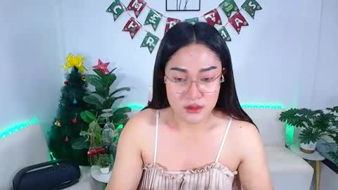 Snapshot of ploysaithailand chatting on 01-07-26, 10:07 Ploysai online show from 01-07-26, 10:07