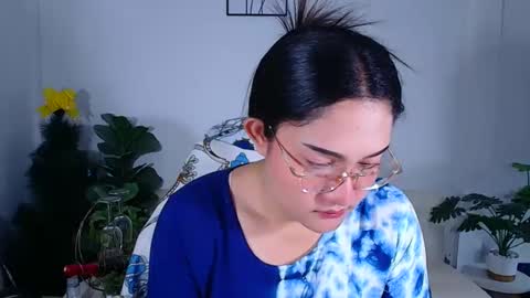 Ploysai online show from 05-18-26, 01:02