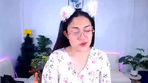 Ploysai online show from 06-09-26, 01:34