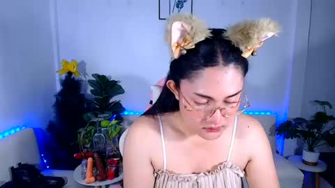 Ploysai online show from 06-12-26, 07:29