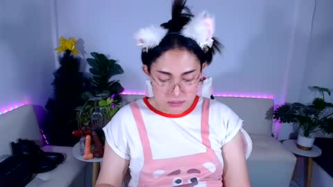 Ploysai online show from 06-16-26, 02:14