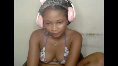 Snapshot of plumnjuicyx chatting on 03-05-25, 10:11 plumnjuicyx online show from 03-05-25, 10:11
