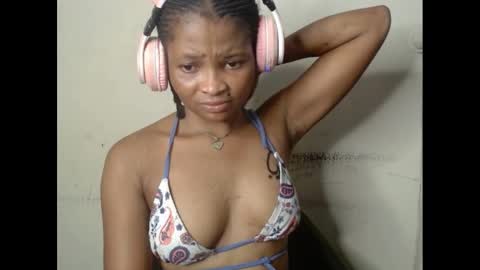 Snapshot of plumnjuicyx chatting on 03-08-25, 09:06 plumnjuicyx online show from 03-08-25, 09:06