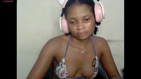 Snapshot of plumnjuicyx chatting on 03-10-25, 03:20 plumnjuicyx online show from 03-10-25, 03:20