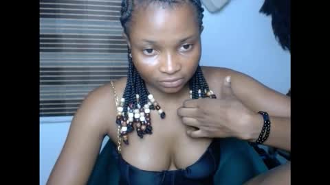 Snapshot of plumnjuicyx chatting on 10-31-25, 07:59 plumnjuicyx online show from 10-31-25, 07:59