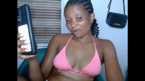 Snapshot of plumnjuicyx chatting on 11-19-25, 09:26 plumnjuicyx online show from 11-19-25, 09:26