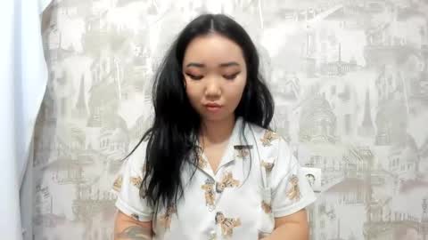 Snapshot of pocahontas654 chatting on 01-20-25, 03:18 Erica online show from 01-20-25, 03:18