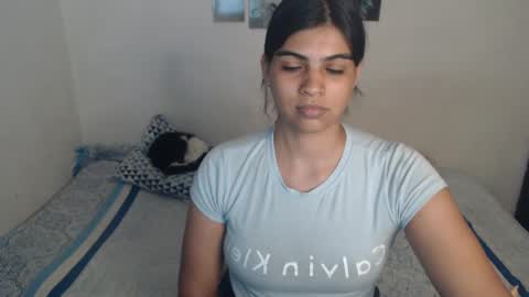 Snapshot of pocahontas_princess__ chatting on 02-18-26, 02:40 Pocahontas online show from 02-18-26, 02:40