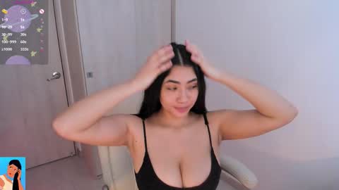 Snapshot of pocahontasss11 chatting on 01-13-26, 02:22 im vane Model Independet online show from 01-13-26, 02:22