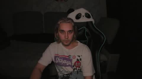 pohyi_ online show from 03-13-26, 04:02