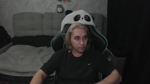 pohyi_ online show from 03-14-26, 02:44