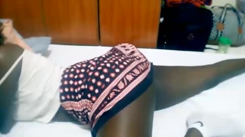 Snapshot of pointy_bloom chatting on 03-02-26, 05:08 Bloomer online show from 03-02-26, 05:08