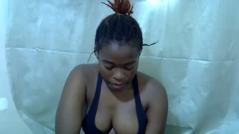 Snapshot of pointy_bloomy chatting on 03-03-26, 12:22 Bloomer online show from 03-03-26, 12:22