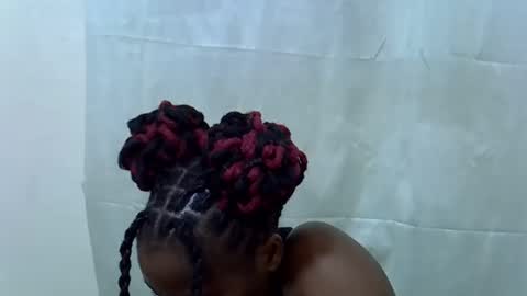 Snapshot of pointy_bloomy chatting on 03-13-26, 03:24 Bloomer online show from 03-13-26, 03:24