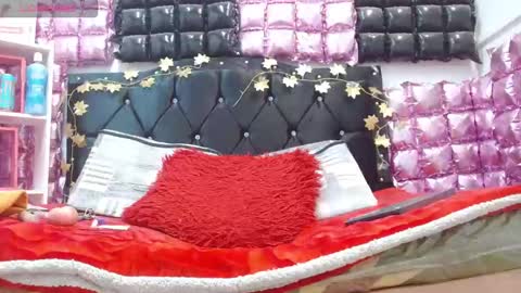 Aleja online show from 11-30-25, 04:55