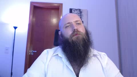 Snapshot of polar_bear91 chatting on 02-20-25, 05:33 Bear online show from 02-20-25, 05:33