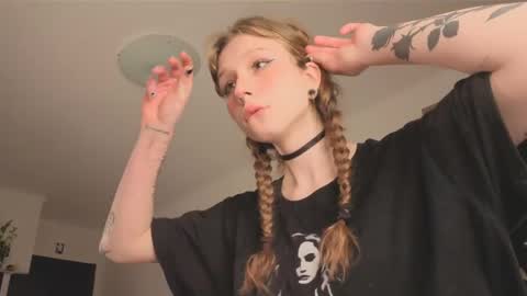 polina online show from 04-24-26, 08:55