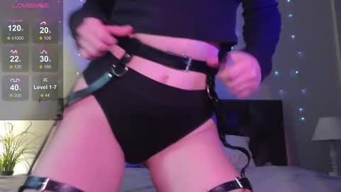 Snapshot of polidevis chatting on 01-17-26, 06:29 Candytrain online show from 01-17-26, 06:29
