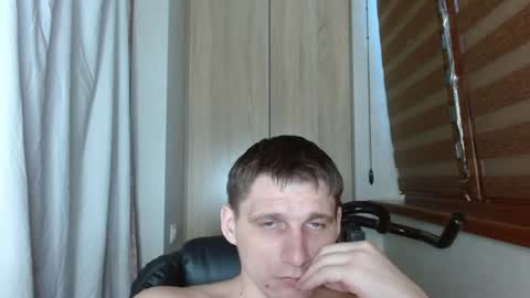 Poliglotjoe2 online show from 06-19-26, 04:17