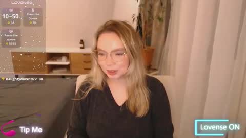 Snapshot of polinajones chatting on 02-07-26, 08:12 PolinaJones online show from 02-07-26, 08:12