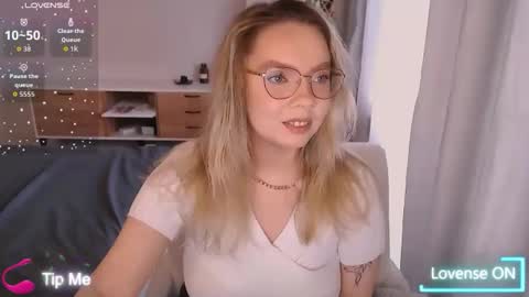 Snapshot of polinajones chatting on 02-24-26, 12:47 PolinaJones online show from 02-24-26, 12:47