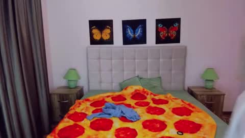 Polina online show from 01-17-25, 08:13