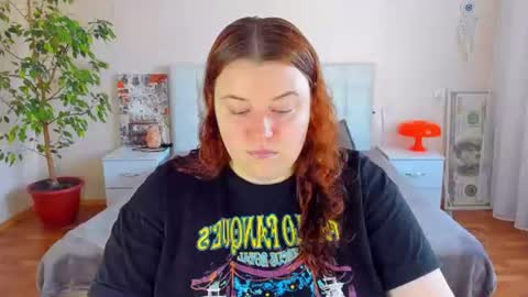 Polina online show from 06-24-26, 02:16