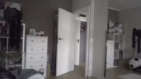 Polish Boy online show from 12-17-25, 10:43