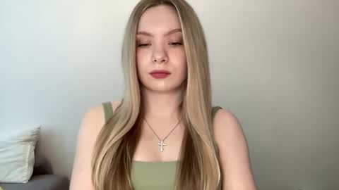 polishangel222 online show from 06-08-26, 03:12