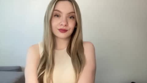 Snapshot of polishangel222 chatting on 06-20-26, 03:48 polishangel222 online show from 06-20-26, 03:48