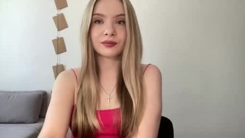Snapshot of polishangel222 chatting on 07-17-26, 11:28 polishangel222 online show from 07-17-26, 11:28