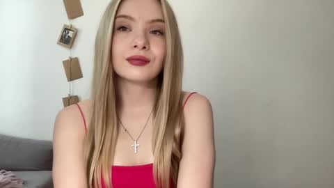 Snapshot of polishangel222 chatting on 07-22-26, 01:25 polishangel222 online show from 07-22-26, 01:25