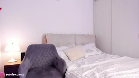 Snapshot of polly_____ chatting on 09-24-25, 02:31 Polly online show from 09-24-25, 02:31