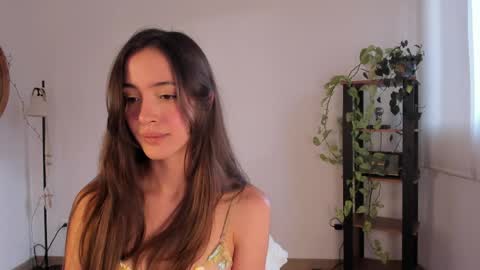 Snapshot of polly_____ chatting on 05-05-26, 10:18 Polly online show from 05-05-26, 10:18