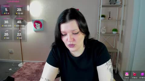 Polly online show from 09-25-25, 08:18