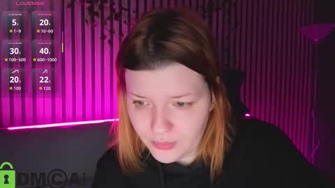 Polly online show from 12-22-25, 01:02