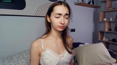 Polly online show from 10-04-25, 06:44