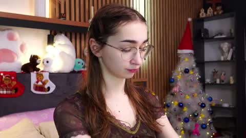 Polly online show from 12-22-25, 08:11