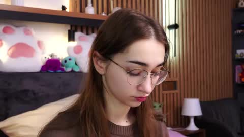 Polly online show from 02-13-26, 07:48