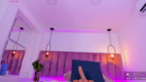 Snapshot of pollybabe_ chatting on 05-25-26, 10:32 POLLY online show from 05-25-26, 10:32