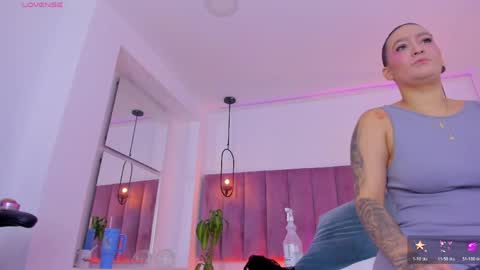 Snapshot of pollybabe_ chatting on 06-09-26, 10:27 POLLY online show from 06-09-26, 10:27