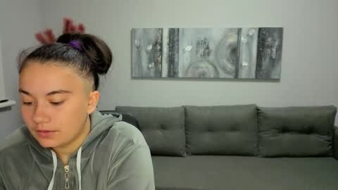 Polly online show from 11-03-25, 06:36