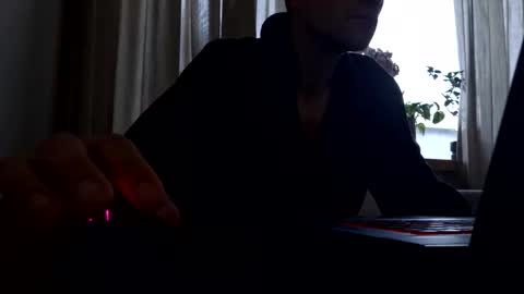 polsenos online show from 11-20-25, 07:41