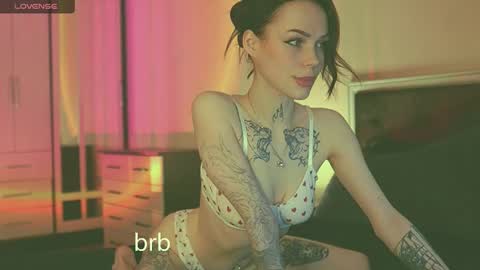 Snapshot of polusladkoye chatting on 03-10-25, 08:23 Megan.online online show from 03-10-25, 08:23